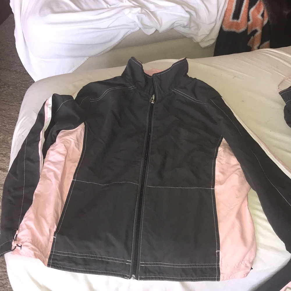 Women’s XL two piece tracksuit with pockets!!